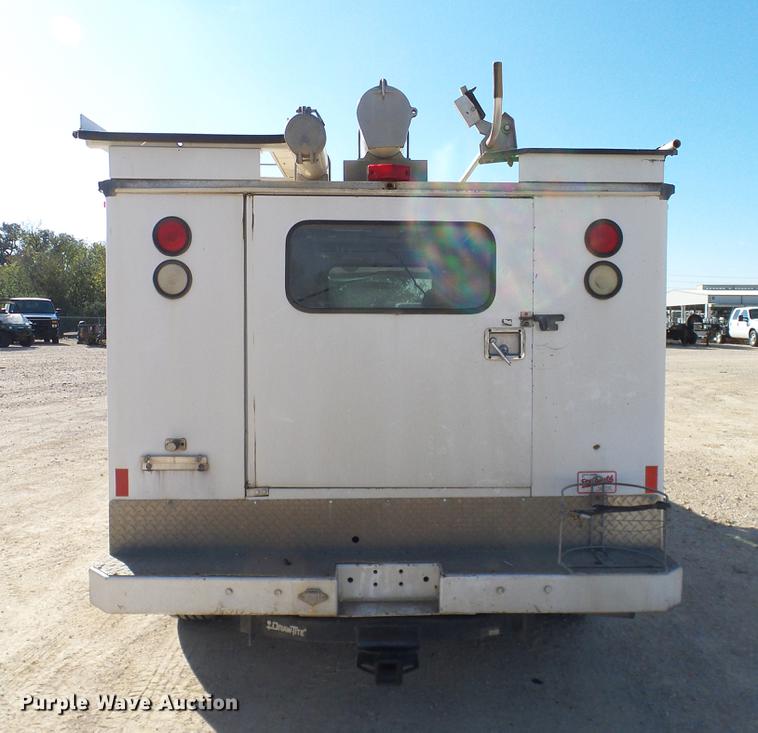 image for item DC2236 2004 Ford F350 Super Duty SuperCab utility bed pickup truck