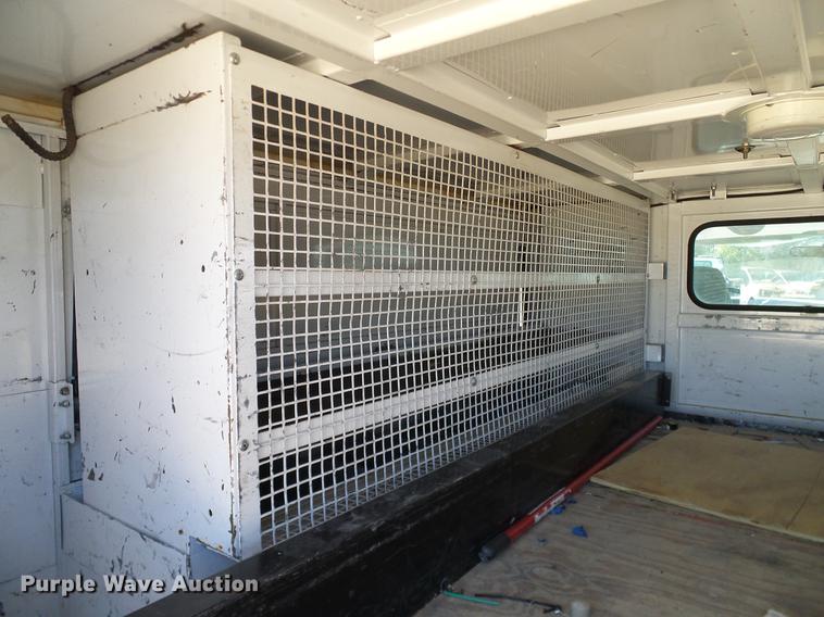 image for item DC2236 2004 Ford F350 Super Duty SuperCab utility bed pickup truck