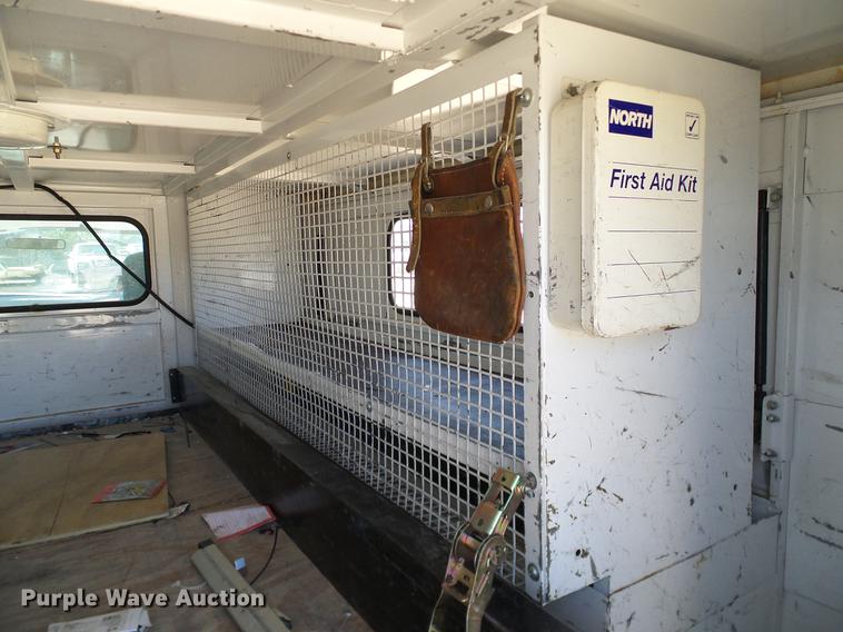 image for item DC2236 2004 Ford F350 Super Duty SuperCab utility bed pickup truck