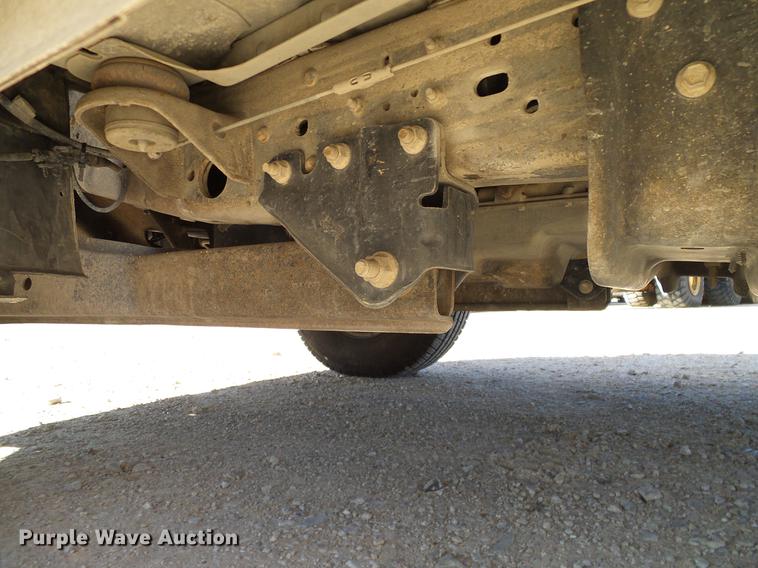 image for item DC2236 2004 Ford F350 Super Duty SuperCab utility bed pickup truck