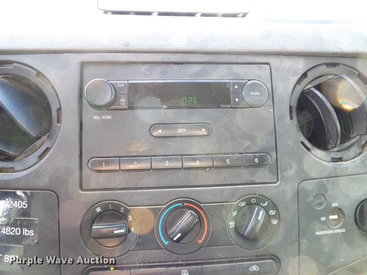 image for item DC2237 2010 Ford F550 SuperCab utility bed truck