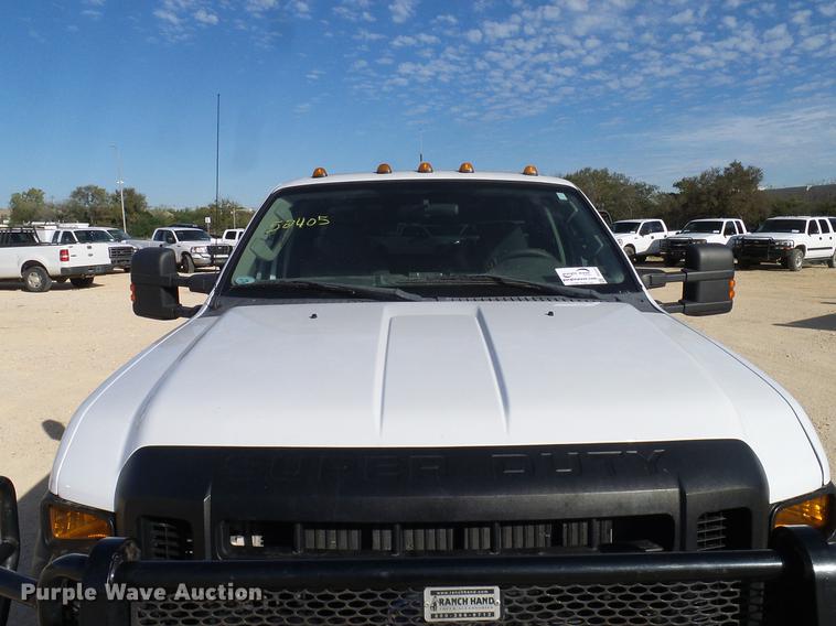 image for item DC2237 2010 Ford F550 SuperCab utility bed truck