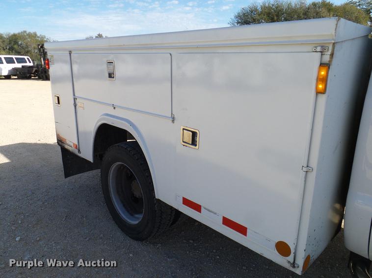 image for item DC2237 2010 Ford F550 SuperCab utility bed truck