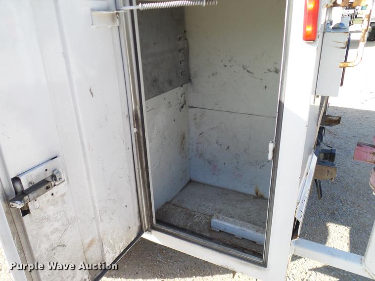 image for item DC2237 2010 Ford F550 SuperCab utility bed truck