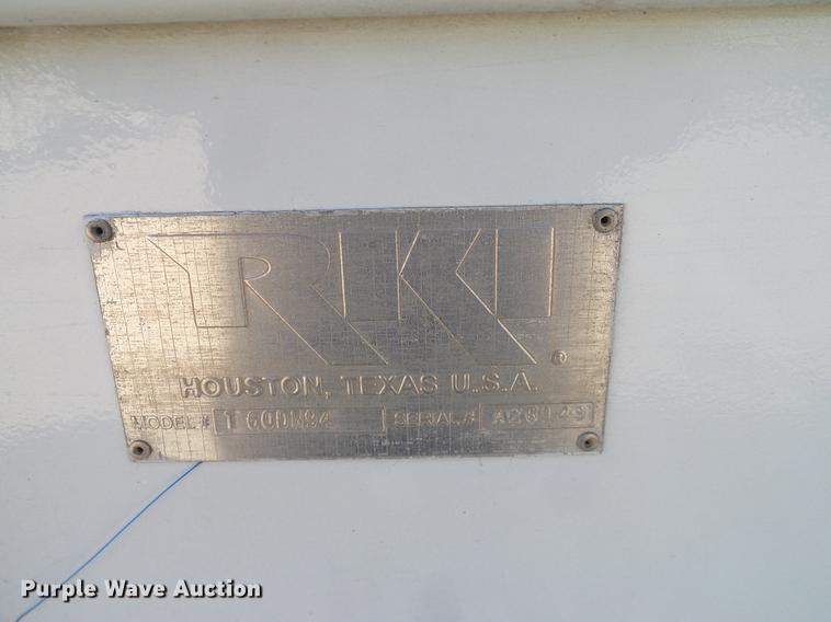 image for item DC2237 2010 Ford F550 SuperCab utility bed truck