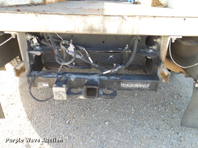 image for item DC2237 2010 Ford F550 SuperCab utility bed truck