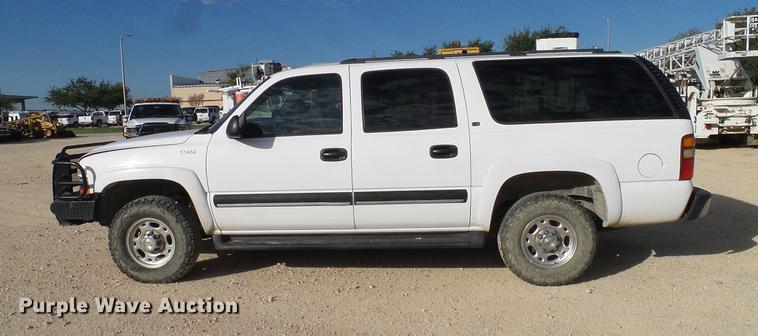 image for item DC2238 2001 Chevrolet Suburban K2500 SUV