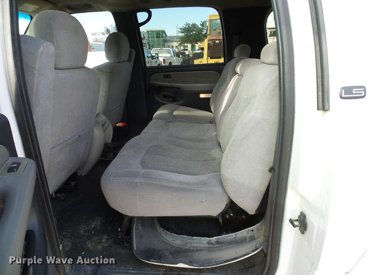 image for item DC2238 2001 Chevrolet Suburban K2500 SUV