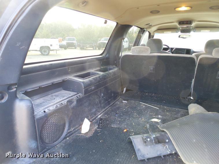 image for item DC2238 2001 Chevrolet Suburban K2500 SUV