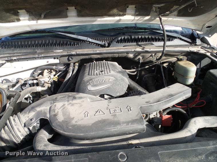 image for item DC2238 2001 Chevrolet Suburban K2500 SUV