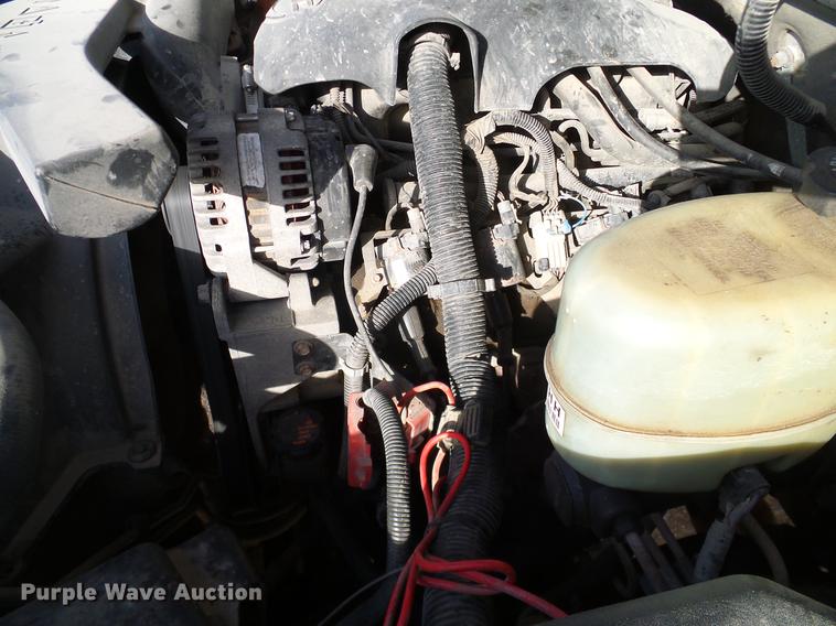 image for item DC2238 2001 Chevrolet Suburban K2500 SUV