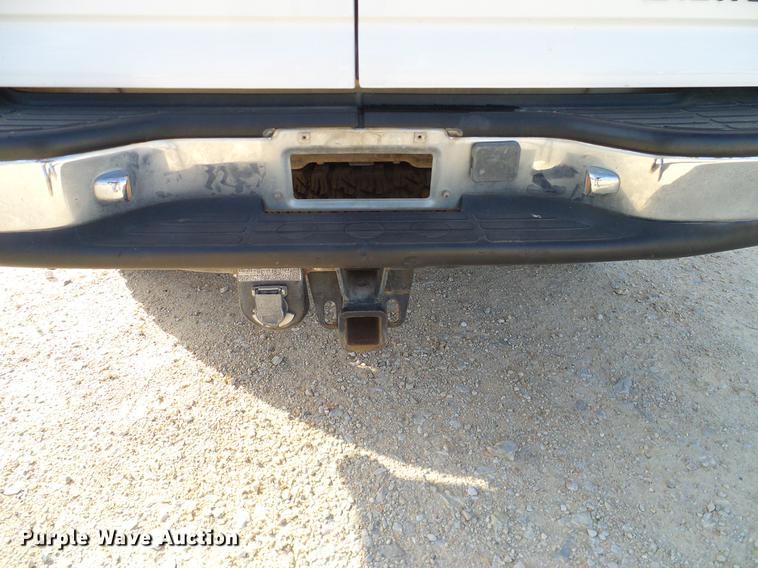 image for item DC2238 2001 Chevrolet Suburban K2500 SUV