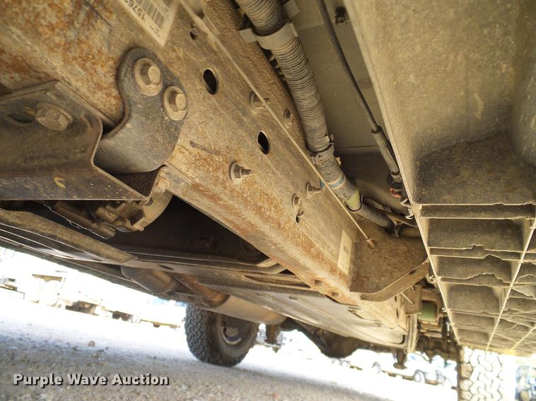 image for item DC2238 2001 Chevrolet Suburban K2500 SUV