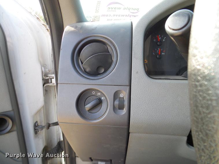 image for item DC2239 2007 Ford F150 SuperCab pickup truck