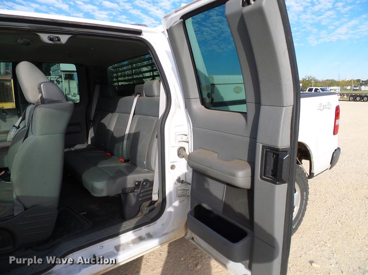 image for item DC2239 2007 Ford F150 SuperCab pickup truck