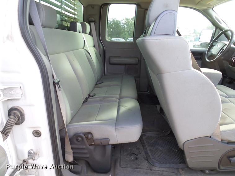 image for item DC2239 2007 Ford F150 SuperCab pickup truck