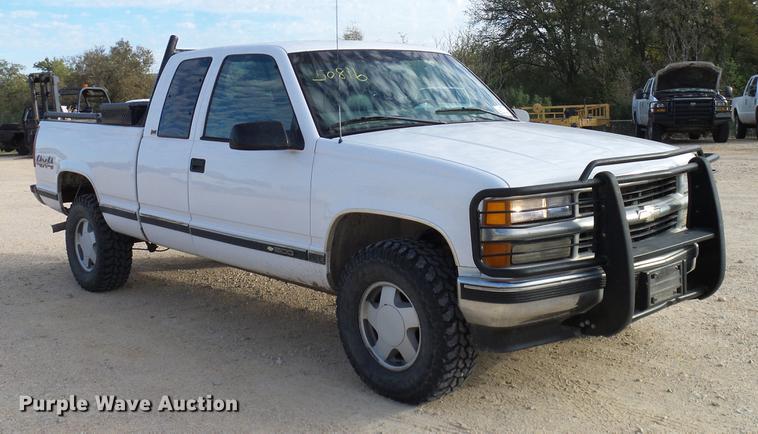 image for item DC2240 1997 Chevrolet K1500 Ext. Cab pickup truck