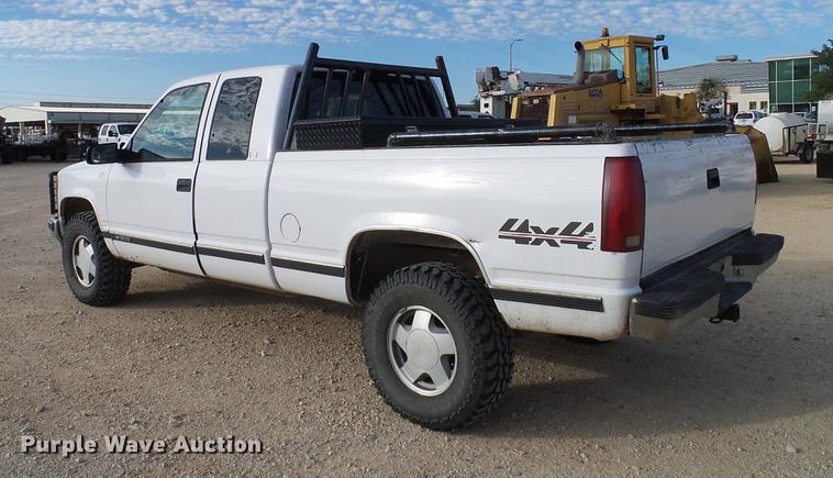 image for item DC2240 1997 Chevrolet K1500 Ext. Cab pickup truck