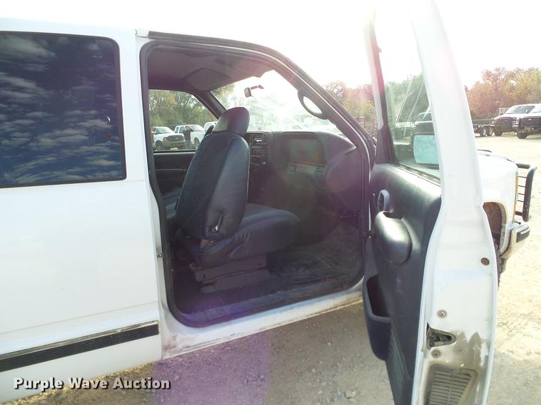 image for item DC2240 1997 Chevrolet K1500 Ext. Cab pickup truck