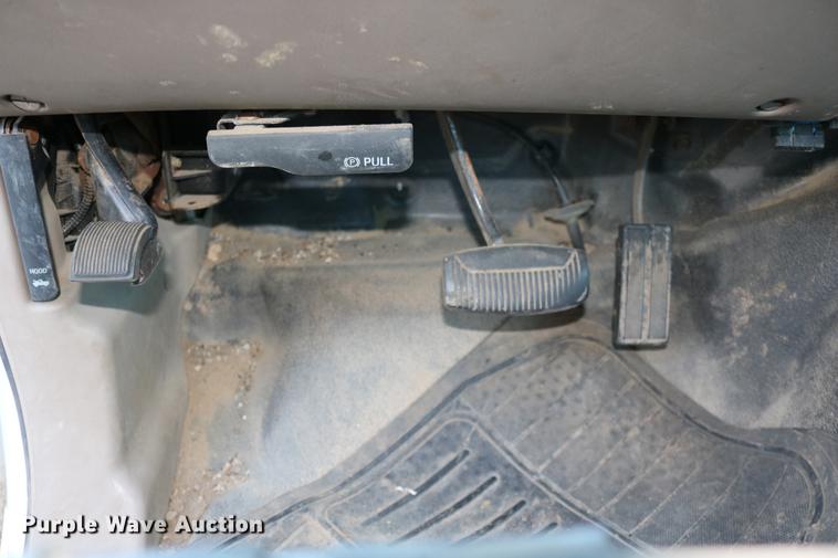 image for item DC3582 2001 Ford F250 Super Duty Crew Cab pickup truck