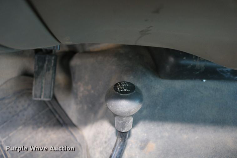 image for item DC3582 2001 Ford F250 Super Duty Crew Cab pickup truck