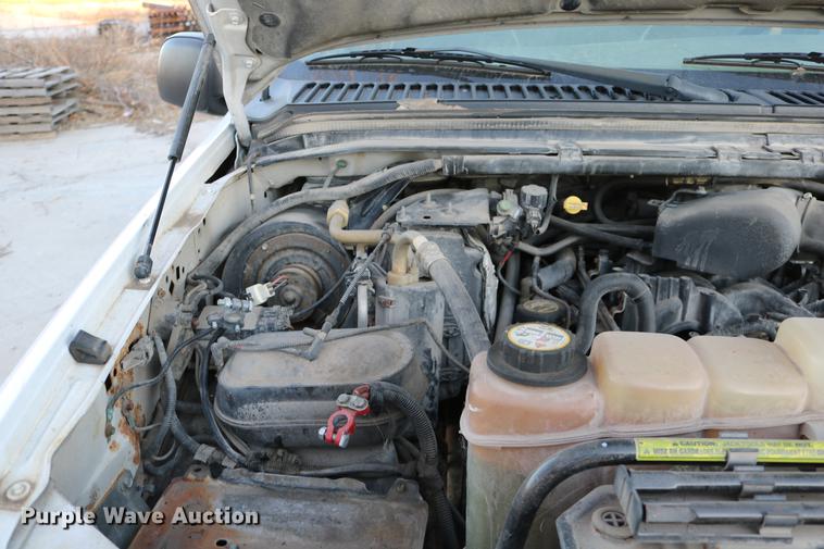 image for item DC3582 2001 Ford F250 Super Duty Crew Cab pickup truck