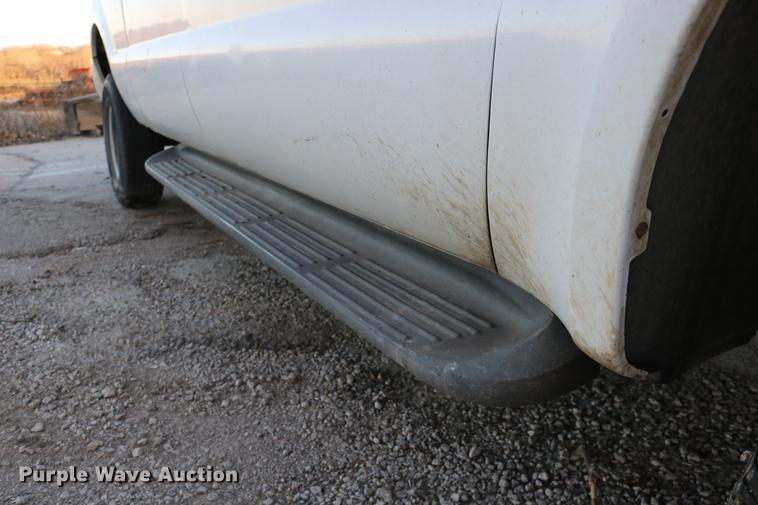 image for item DC3582 2001 Ford F250 Super Duty Crew Cab pickup truck