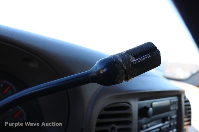 image for item DC3583 1999 Ford F250 SuperCab pickup truck