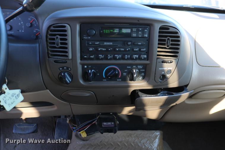 image for item DC3583 1999 Ford F250 SuperCab pickup truck