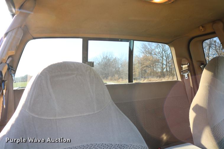 image for item DC3583 1999 Ford F250 SuperCab pickup truck