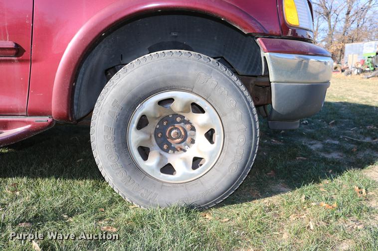 image for item DC3583 1999 Ford F250 SuperCab pickup truck