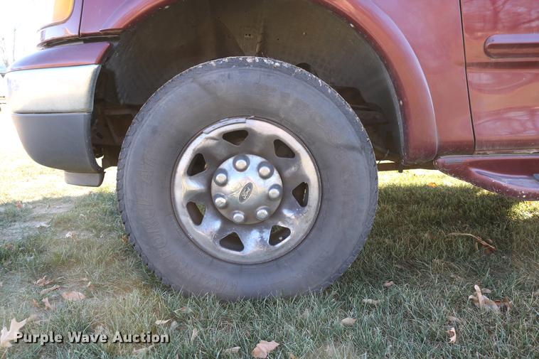 image for item DC3583 1999 Ford F250 SuperCab pickup truck