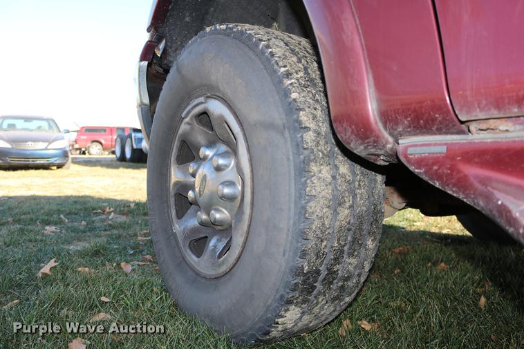 image for item DC3583 1999 Ford F250 SuperCab pickup truck