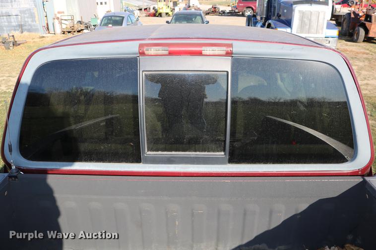 image for item DC3583 1999 Ford F250 SuperCab pickup truck