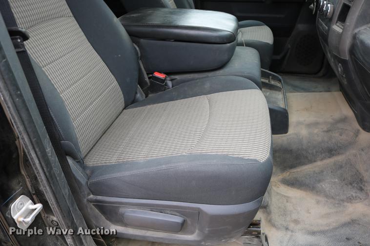 image for item DC3716 2012 Dodge Ram 5500 Crew Cab flatbed truck