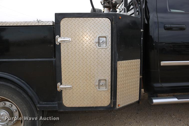 image for item DC3716 2012 Dodge Ram 5500 Crew Cab flatbed truck