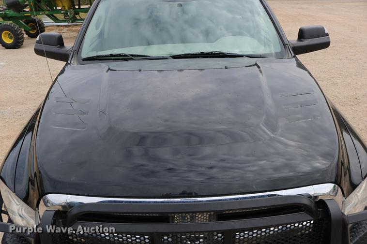 image for item DC3716 2012 Dodge Ram 5500 Crew Cab flatbed truck