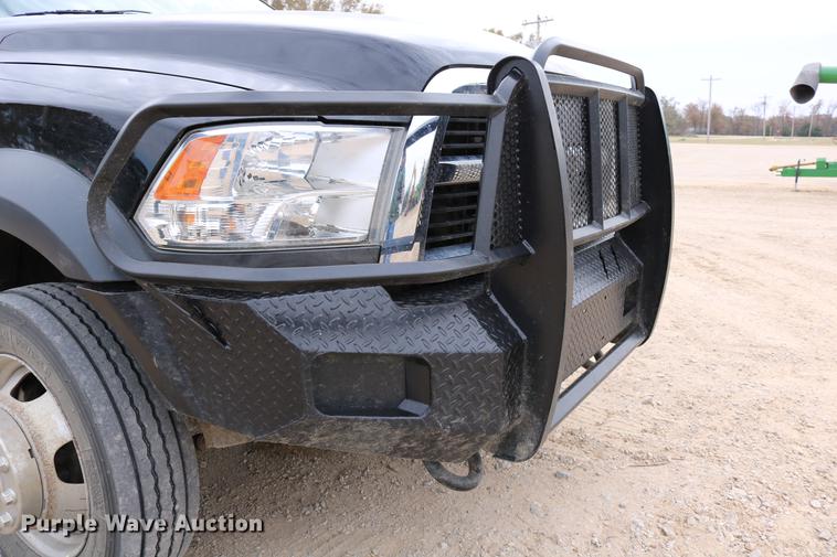 image for item DC3716 2012 Dodge Ram 5500 Crew Cab flatbed truck