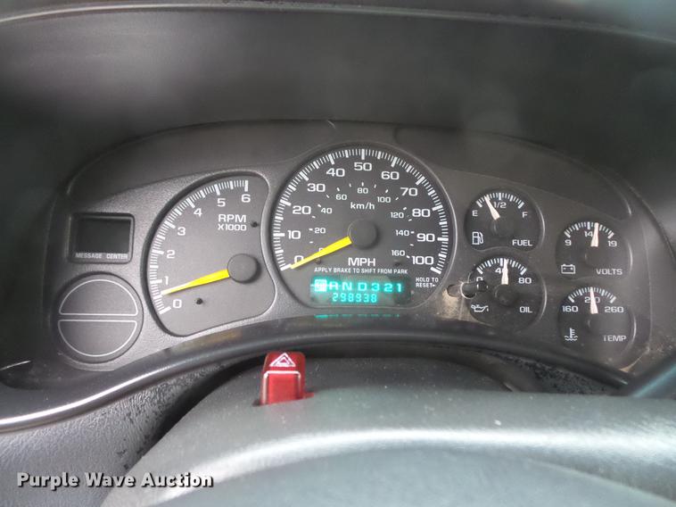 image for item DC4745 2000 Chevrolet Silverado K2500 Ext. Cab pickup truck