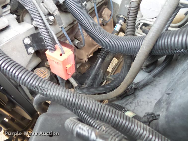 image for item DC4745 2000 Chevrolet Silverado K2500 Ext. Cab pickup truck