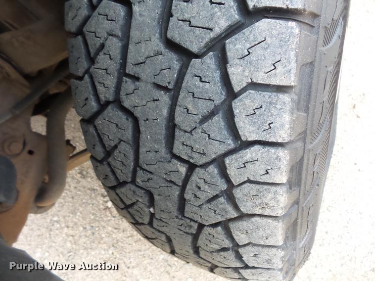 image for item DC4745 2000 Chevrolet Silverado K2500 Ext. Cab pickup truck