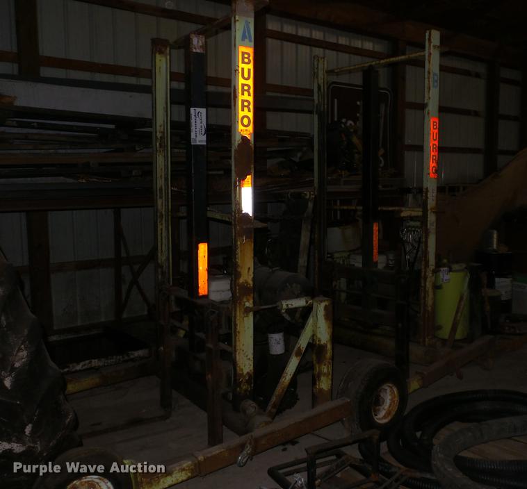 image for item DC5735 (2) Donkey B11 forklifts