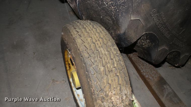 image for item DC5735 (2) Donkey B11 forklifts