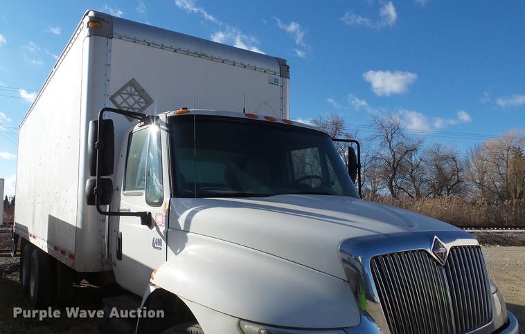 image for item DC5737 2005 International 4400 box truck