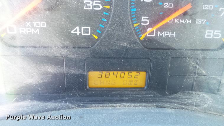 image for item DC5737 2005 International 4400 box truck