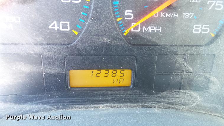 image for item DC5737 2005 International 4400 box truck