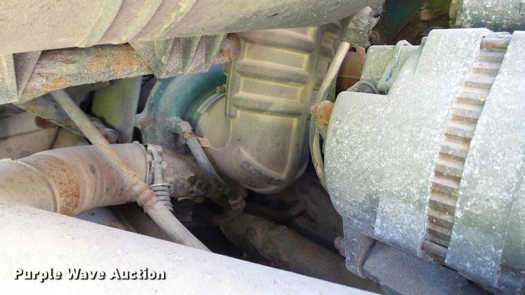 image for item DC5737 2005 International 4400 box truck