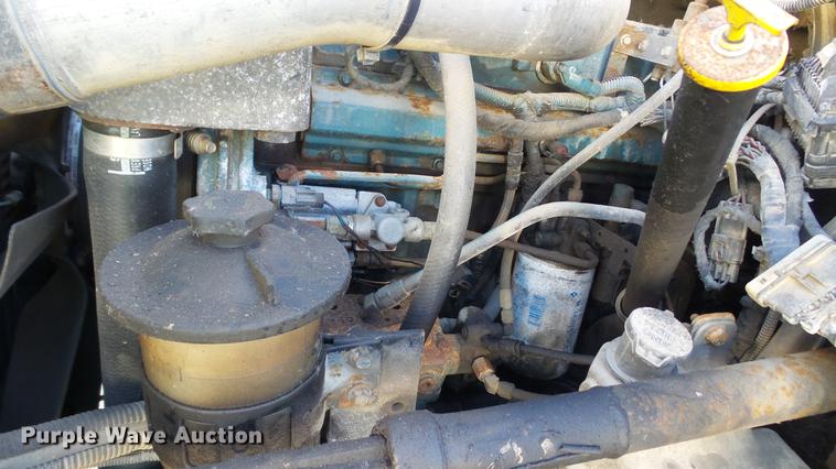 image for item DC5737 2005 International 4400 box truck