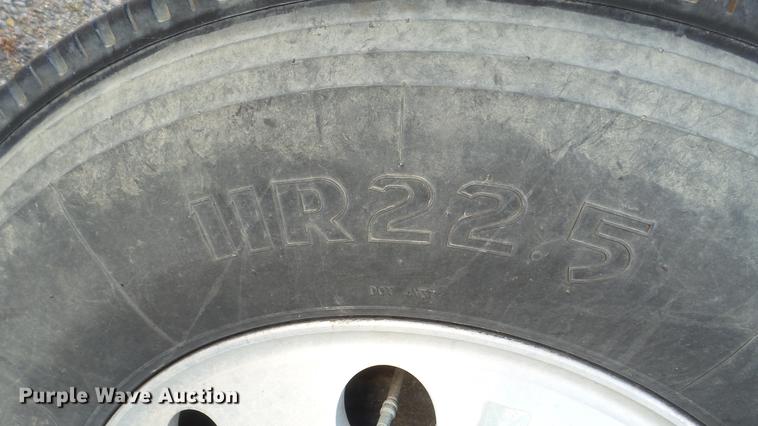 image for item DC5737 2005 International 4400 box truck