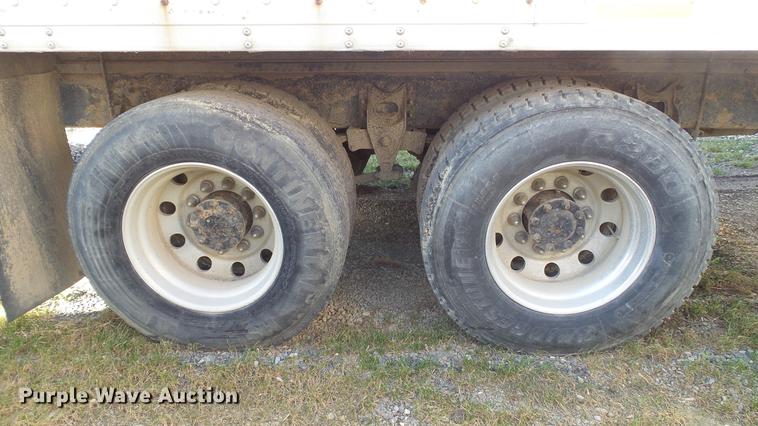 image for item DC5737 2005 International 4400 box truck